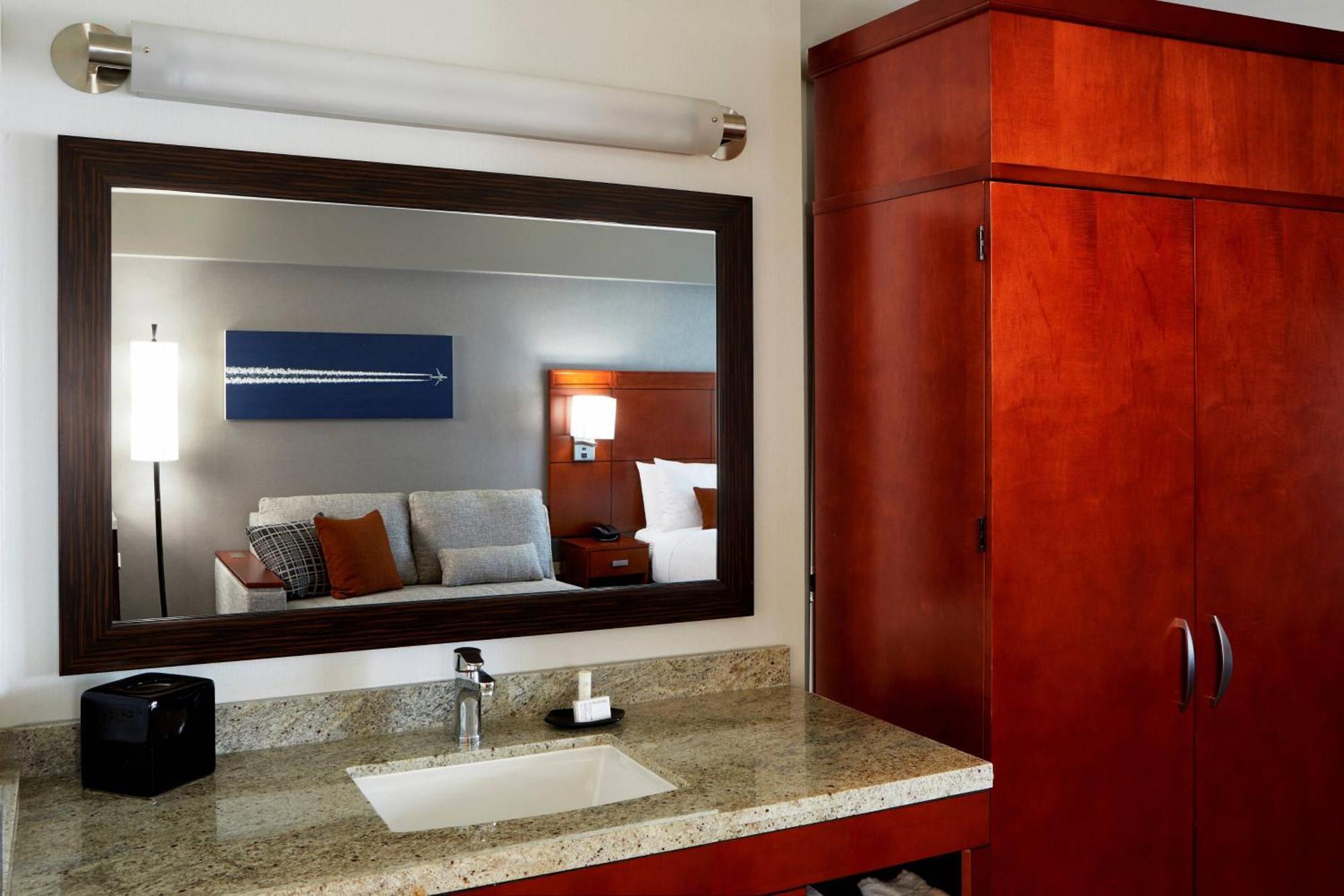 คอร์ตยาร์ด ลอสแองเจลิส แลกซ์/เซนจูรี่ บูเลอวาร์ด Hotel ลอสแอนเจลิส ภายนอก รูปภาพ